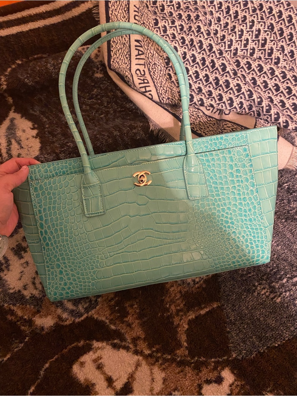 Chic Turquoise Croc-Embossed Tote with Gold Accent
